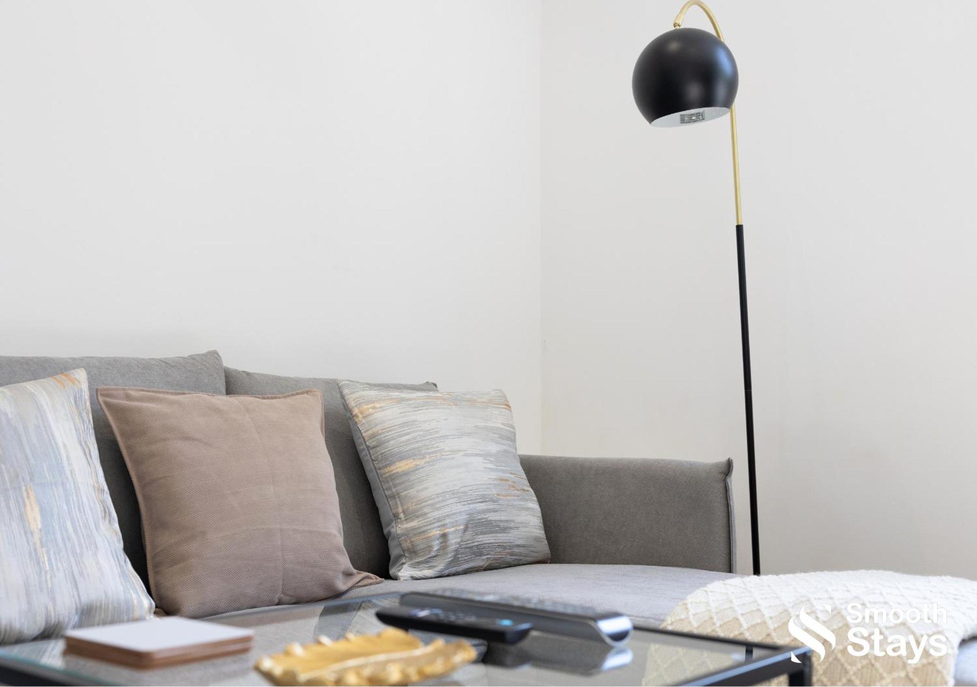 One Bedroom Apartment At Smooth Stays Short Lets & Serviced Accommodation Preston With Parking Near Train Station Esterno foto