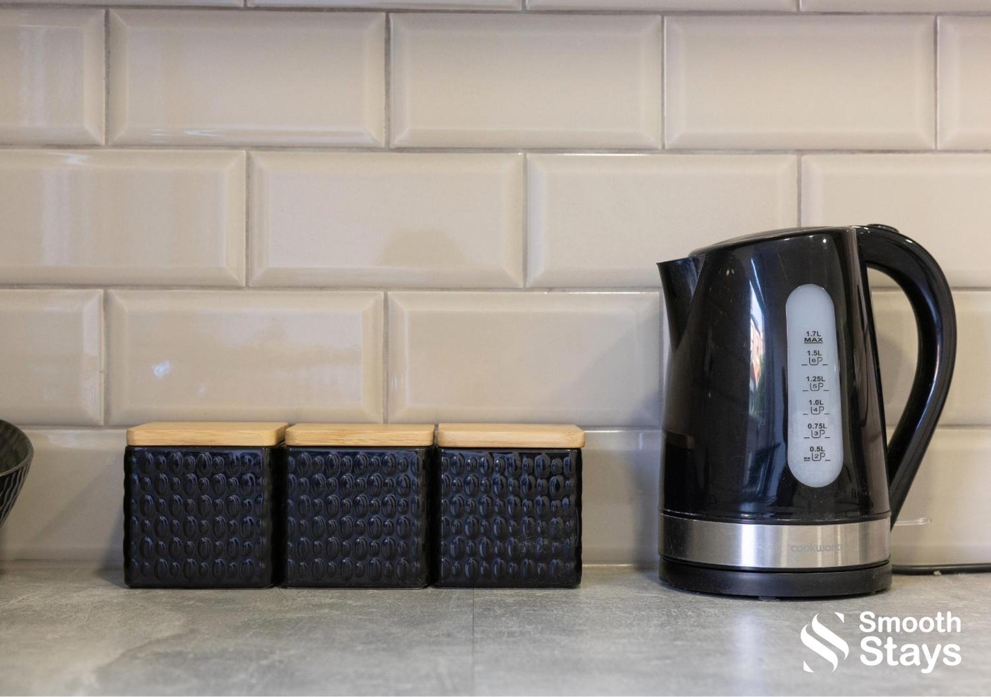 One Bedroom Apartment At Smooth Stays Short Lets & Serviced Accommodation Preston With Parking Near Train Station Esterno foto