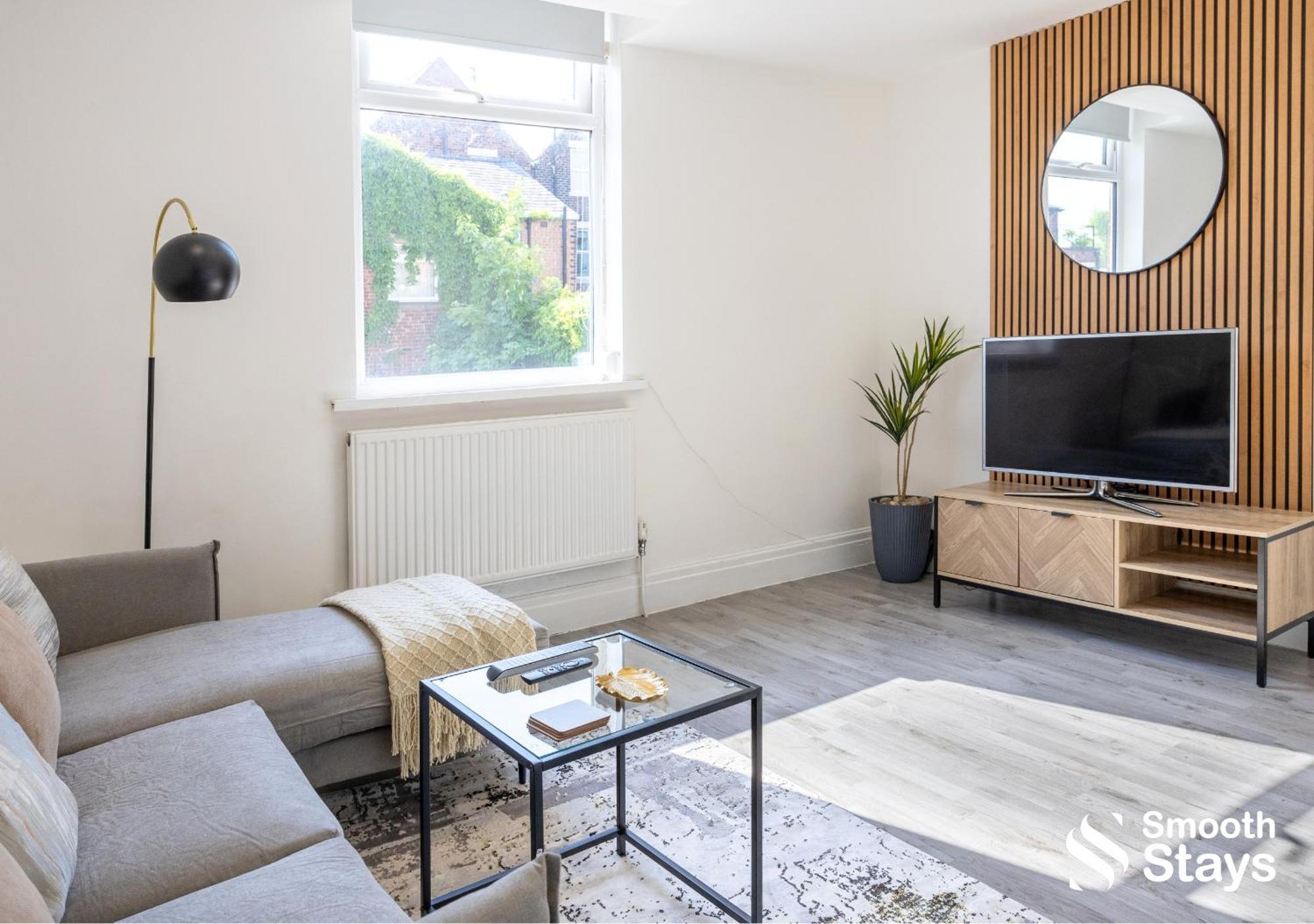 One Bedroom Apartment At Smooth Stays Short Lets & Serviced Accommodation Preston With Parking Near Train Station Esterno foto
